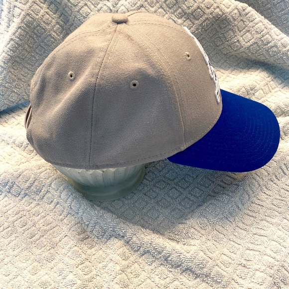 New Officially Licensed adjustable Mr.Mets Logo New York Mets baseball hat. - Picture 4 of 9